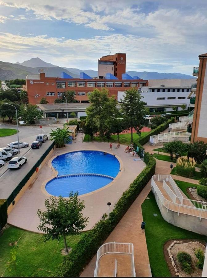 Universidad Del Mar - Alquiler Solo Familias Gandía Eksteriør bilde